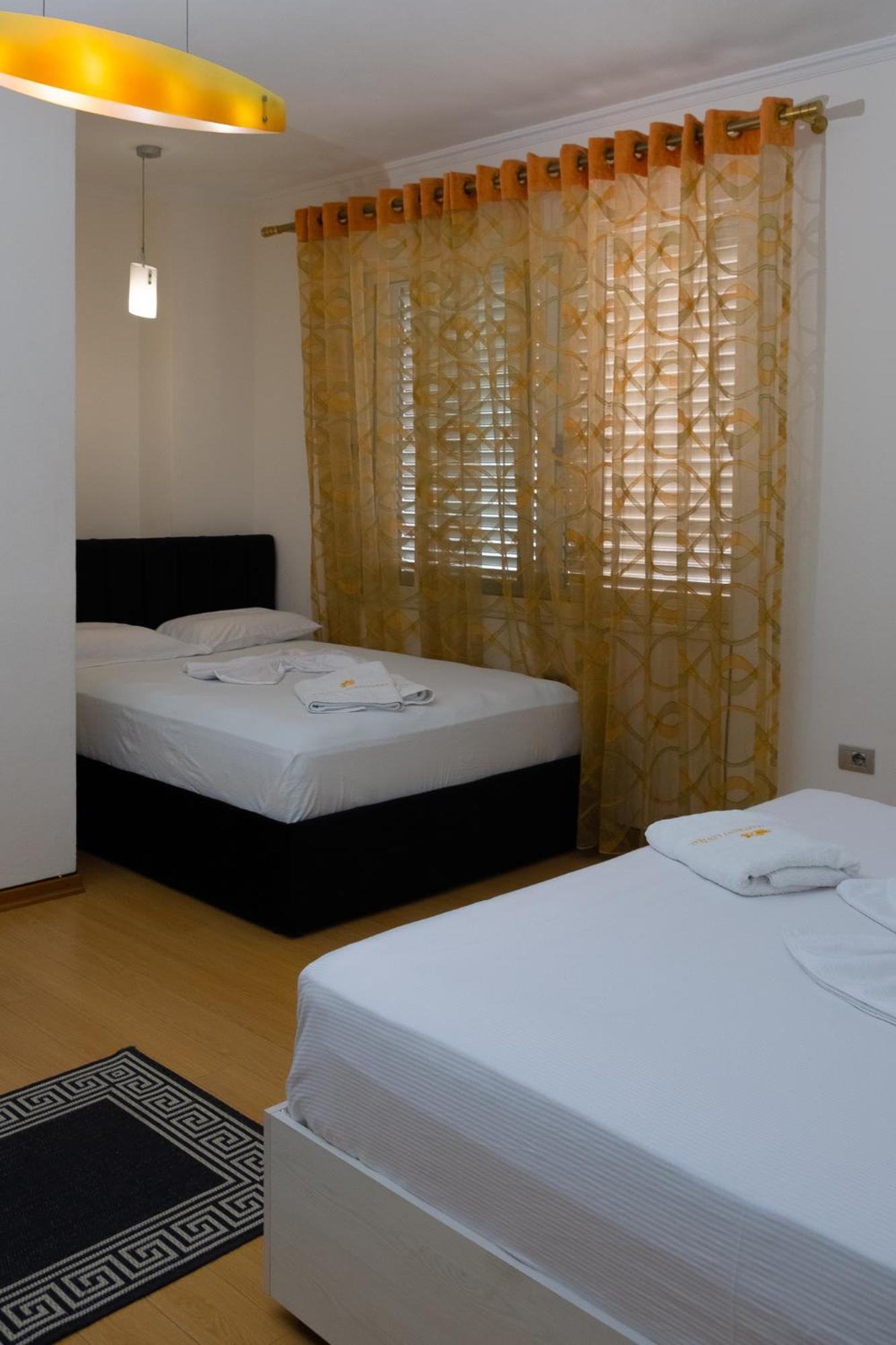Albjona Guesthouse Tirana Buitenkant foto