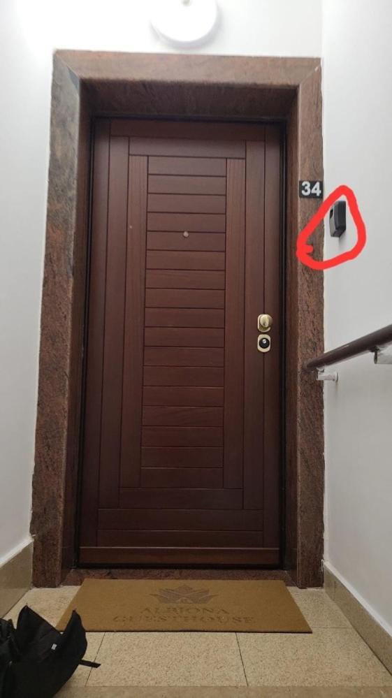 Albjona Guesthouse Tirana Buitenkant foto